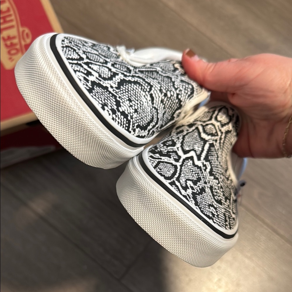 Vans Black and White Slip-On Sneakers - Picture 3 of 9